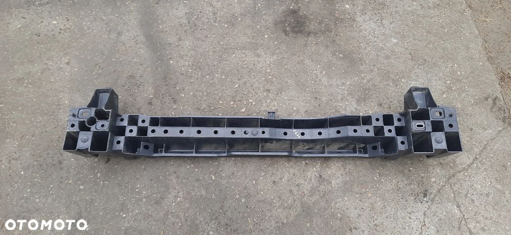 Renault Clio III Clio 3 FL 3 Lakier dv369  tył Belka zderzaka 8200807041 , ślizg mocowanie zderzaka tył 8200290037 8200290041nadkole tył 8200781187 82002891943 8200781186 8200289942 , Nadkole lewy przód 8200289945 - 3