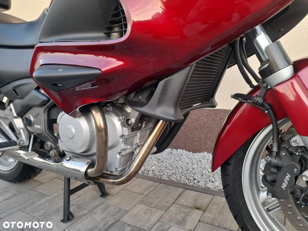 Honda NT - 15