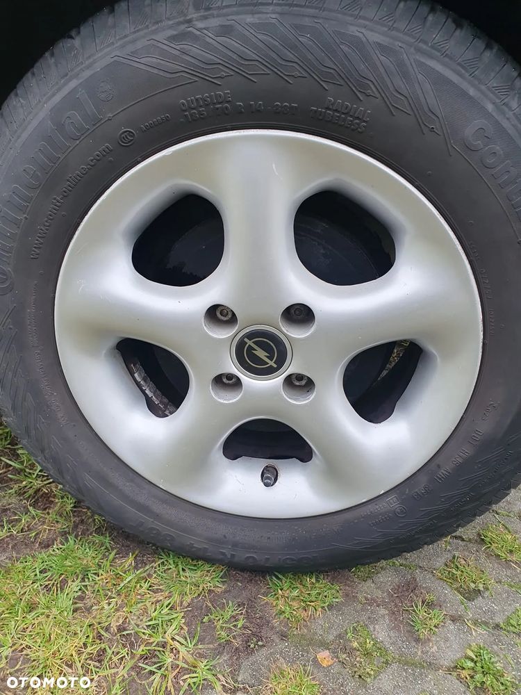 Opel Corsa 1.2 16V Cosmo - 12