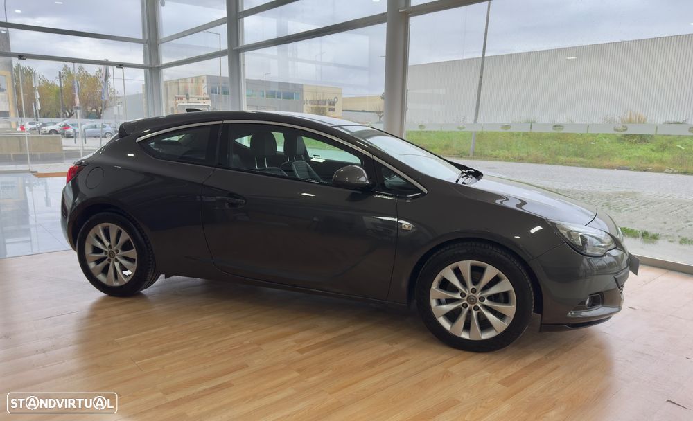 Opel Astra GTC 1.6 CDTi S/S - 19