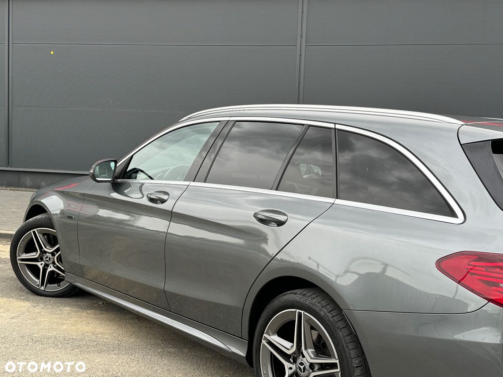 Mercedes-Benz Klasa C 300 de 9G-TRONIC - 18