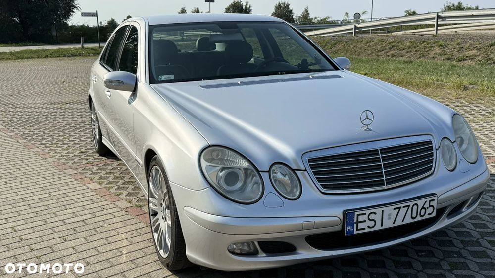 Mercedes-Benz Klasa E 200 Kompressor Automatik Classic - 2