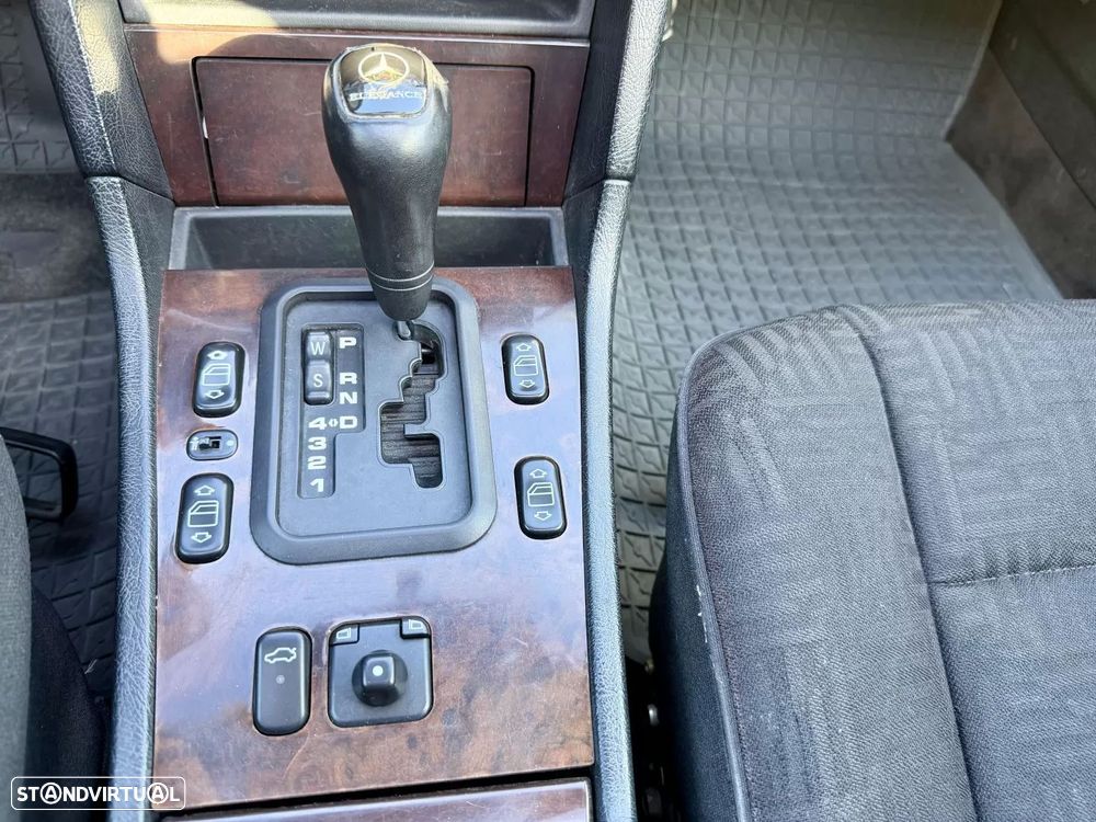 Mercedes-Benz C 250 - 12