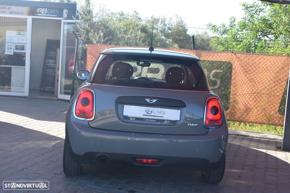 MINI 3 Portas One - 5