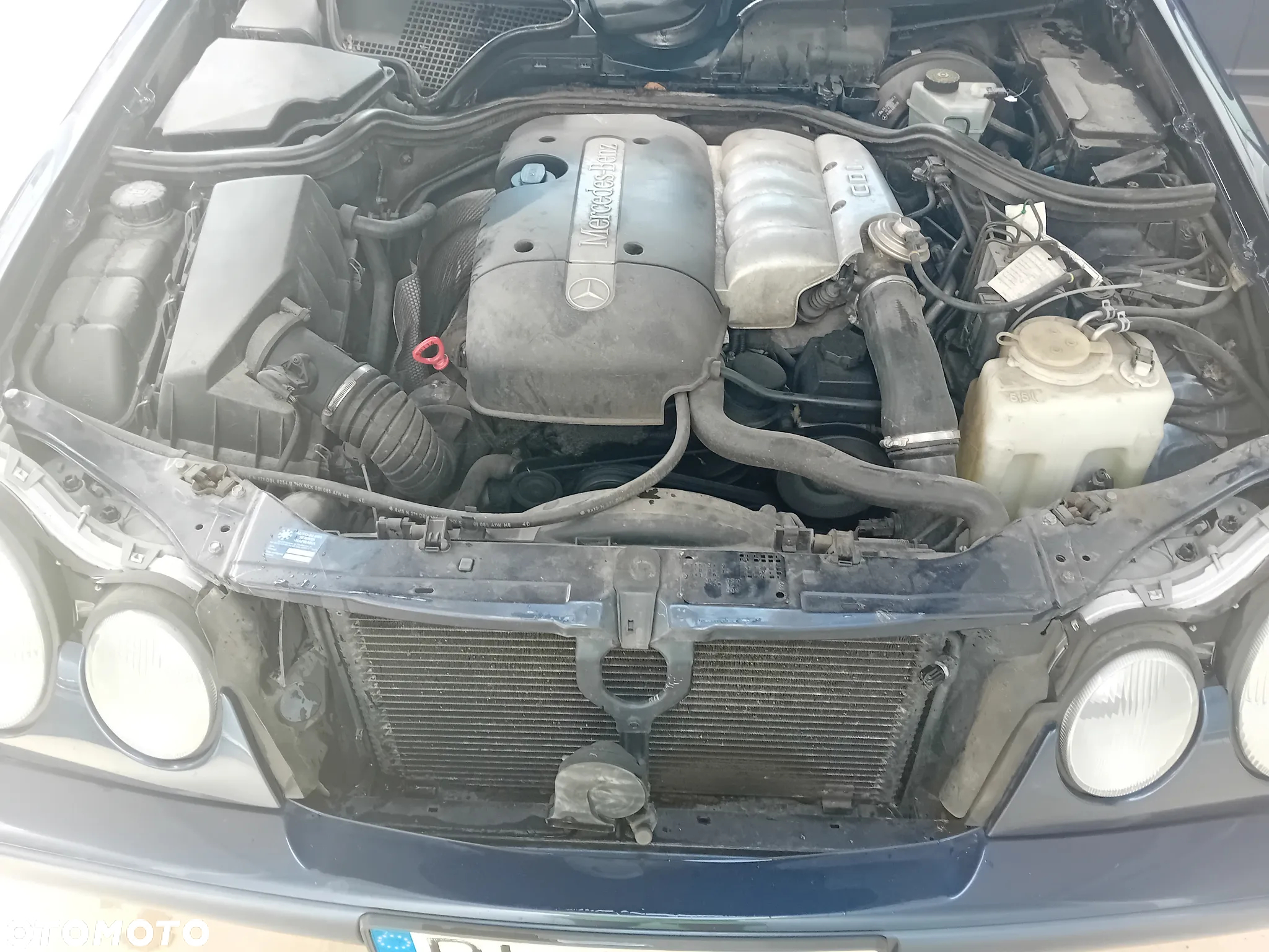 Mercedes-Benz Klasa E 290 T TD Classic - 23