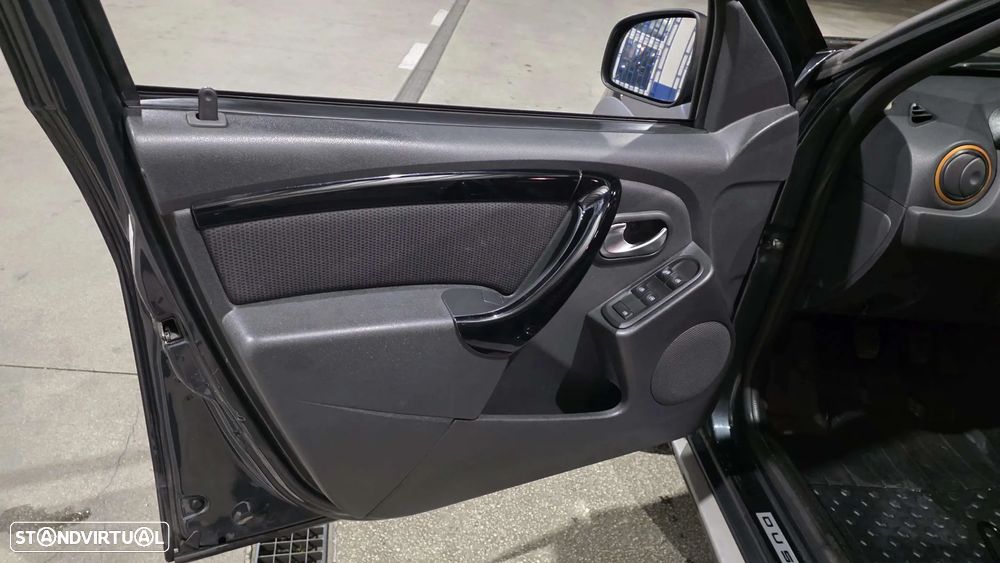 Dacia Duster 1.5 dCi Prestige - 11