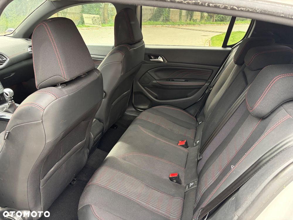 Peugeot 308 1.2 PureTech GPF GT Pack S&S - 16