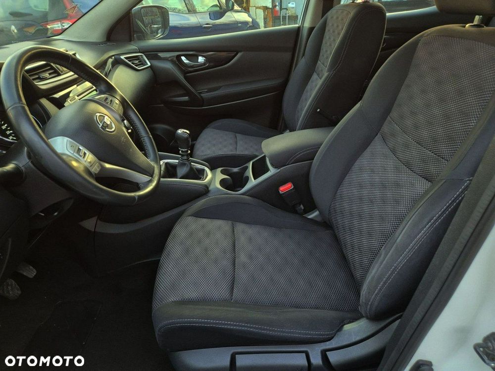 Nissan Qashqai - 13
