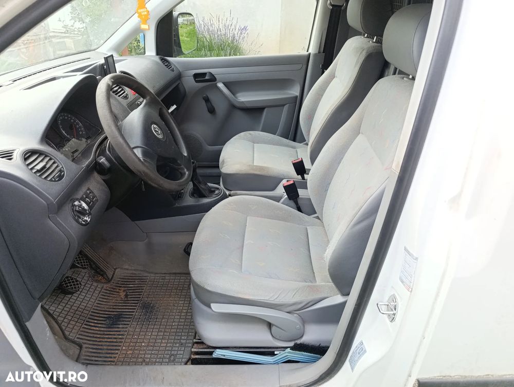 Volkswagen Caddy - 6