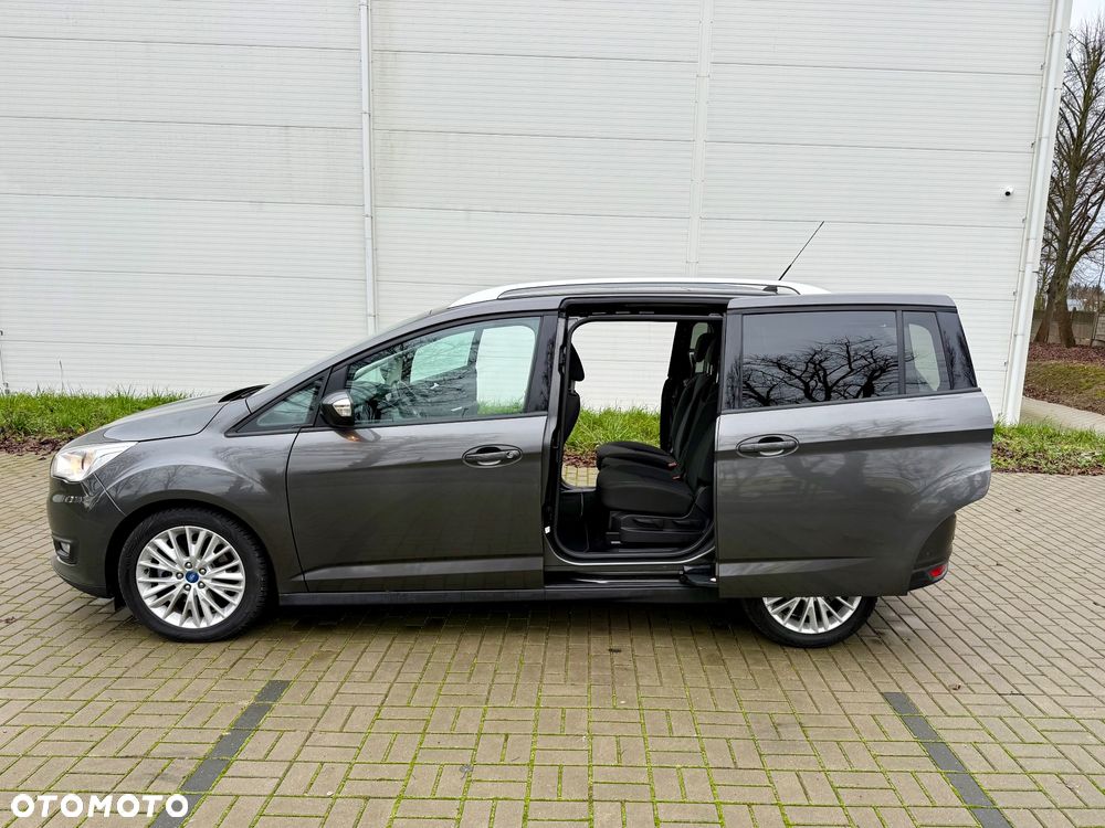 Ford Grand C-MAX - 10