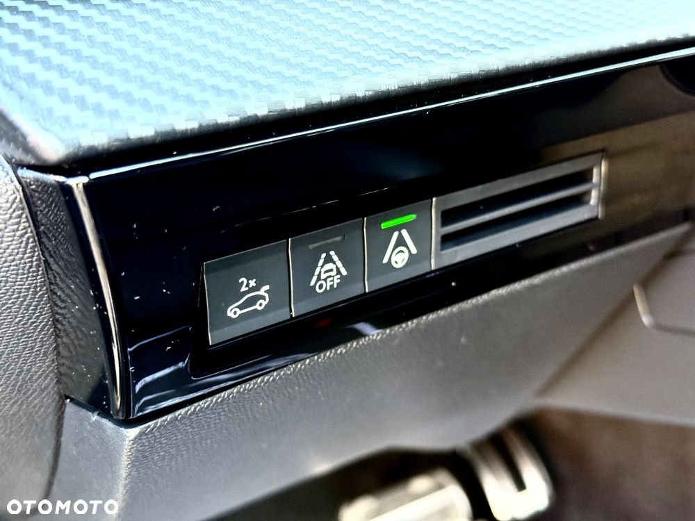 Peugeot 508 BlueHDi 130 EAT8 GT - 35