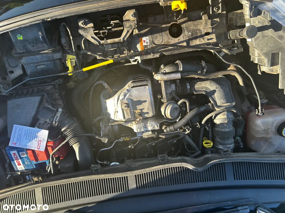 Ford Tourneo Courier 1.0 EcoBoost S&S Ambiente - 30