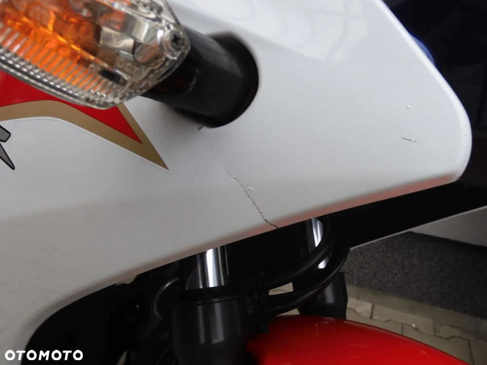 Honda CBR - 3