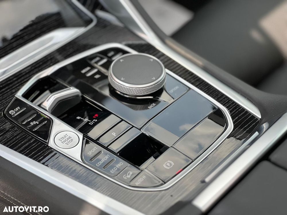 BMW X6 xDrive40i AT MHEV - 12