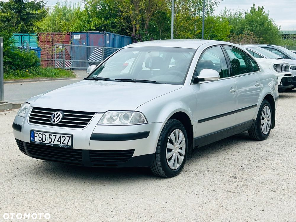 Volkswagen Passat 1.9 TDI Comfortline - 1