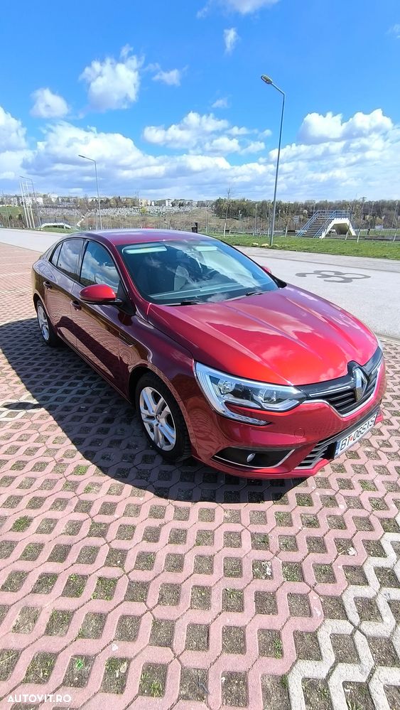 Renault Megane TCe Business - 1