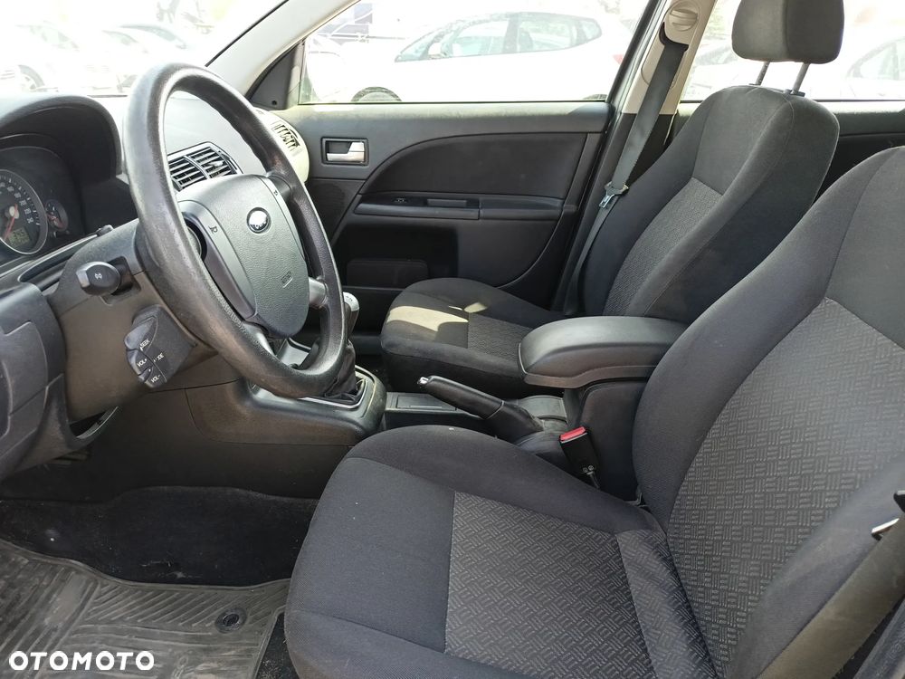 Ford Mondeo - 8