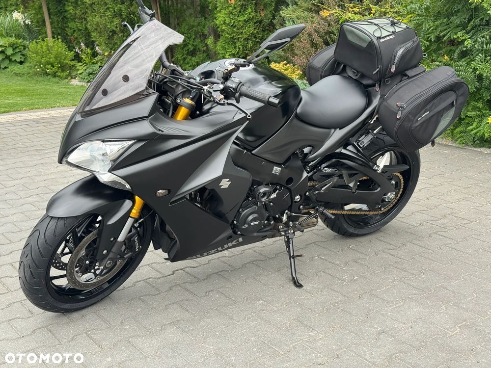 Suzuki GSX 1000 - 5