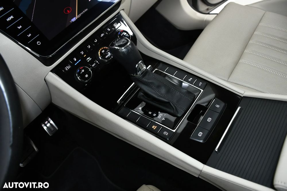 Skoda Superb 2.0 TDI DSG L&K - 20