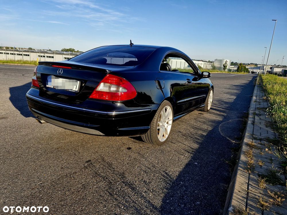 Mercedes-Benz CLK - 2