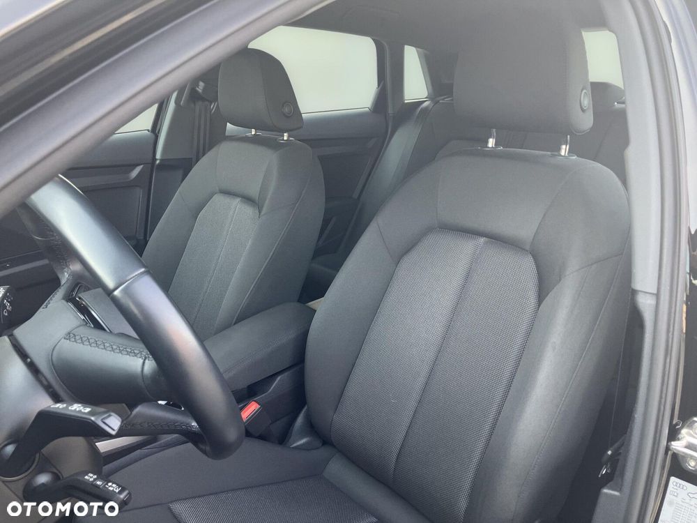 Audi A3 Sportback 30 TFSI - 13