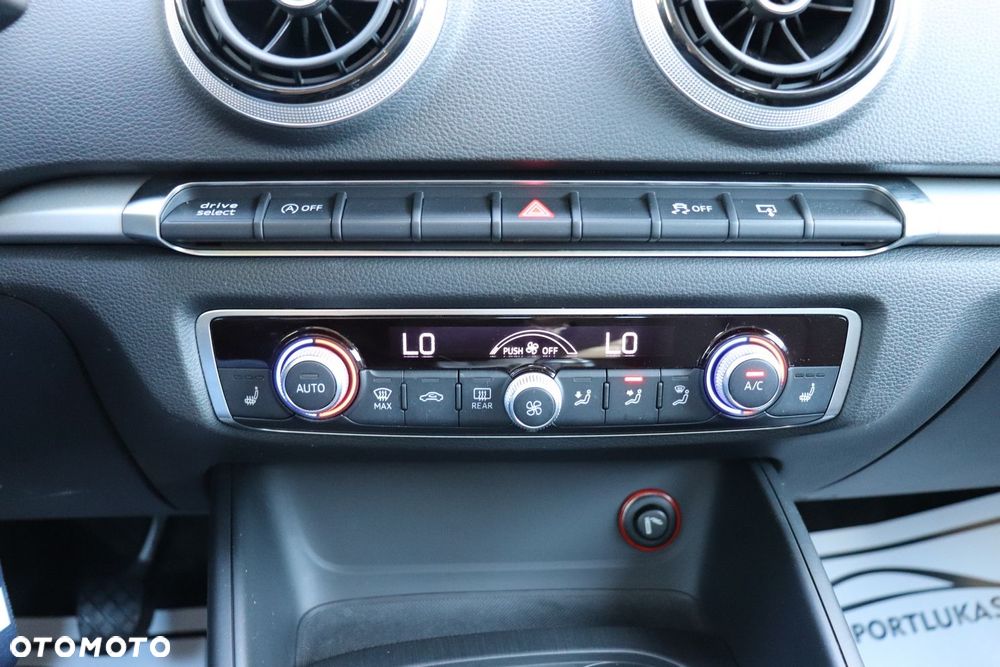 Audi A3 Sportback - 18