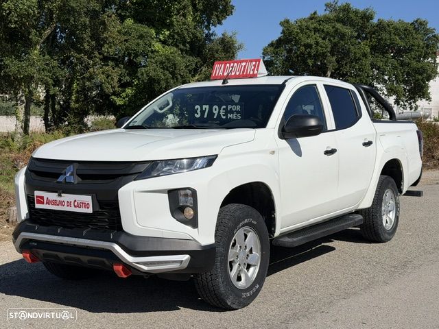 Mitsubishi L200 2.3 DI-D Space Cab Invite Strakar Look 4WD - 2