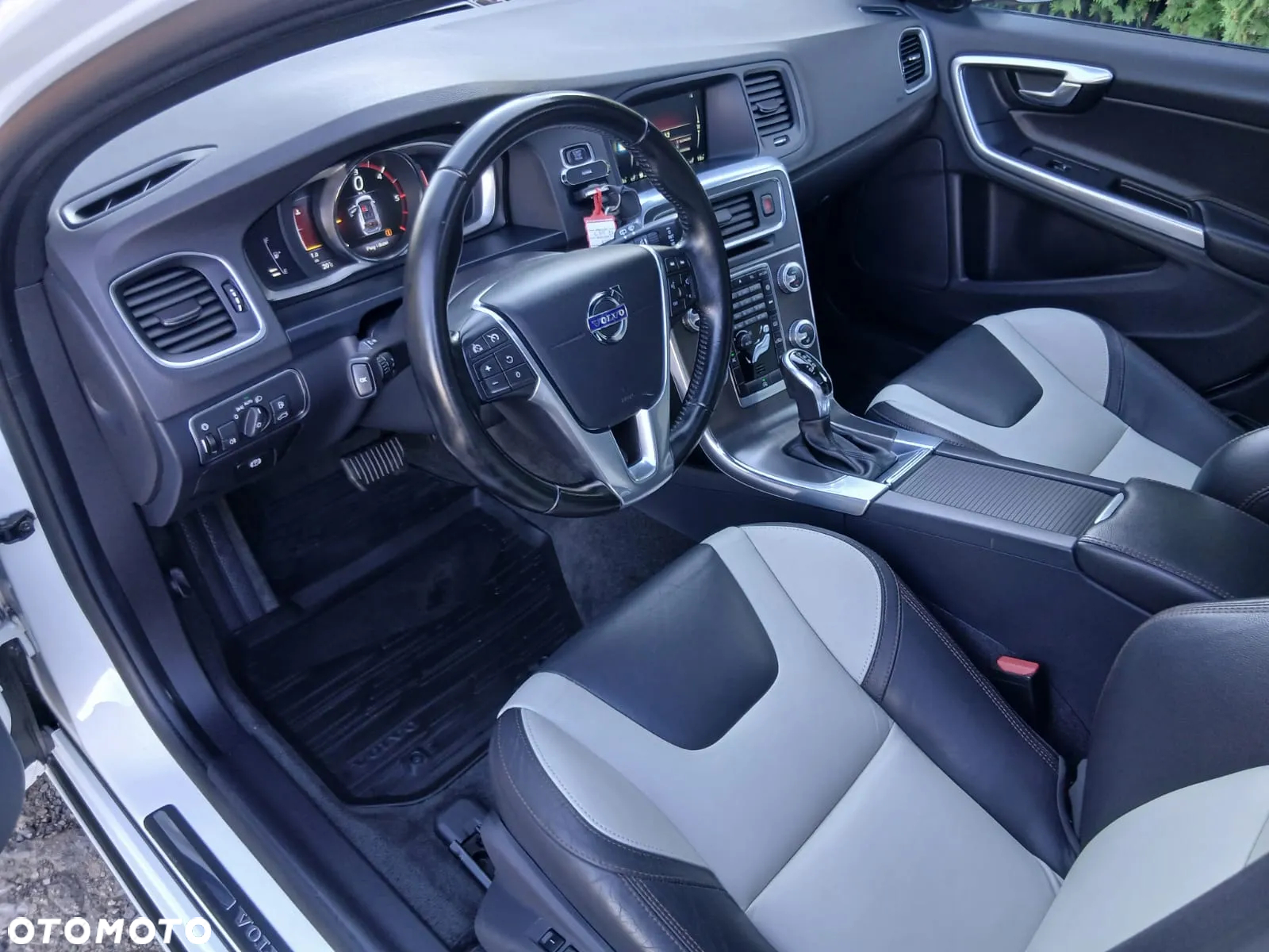 Volvo V60 D4 Drive-E Summum - 20