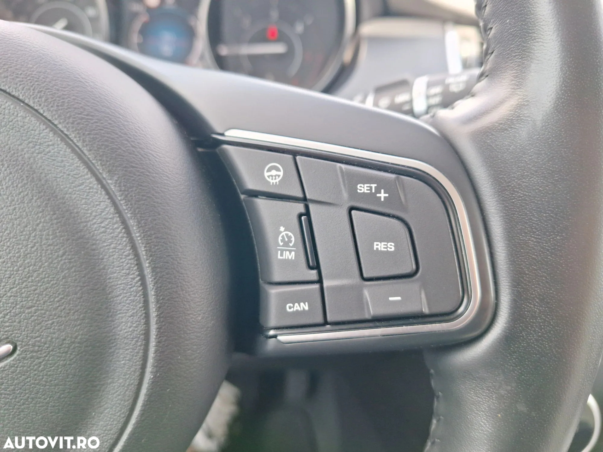 Jaguar E-Pace - 20