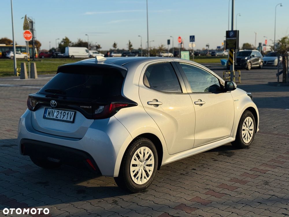 Toyota Yaris - 4