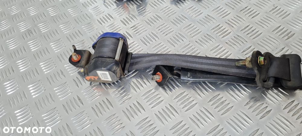 Hyundai Galloper Pas Bezpieczeństwa Tył - 7