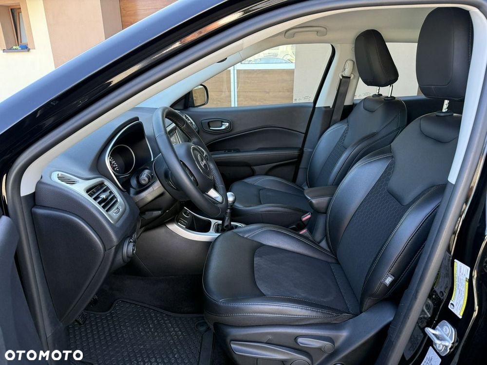 Jeep Compass 1.4 TMair Longitude FWD S&S - 24