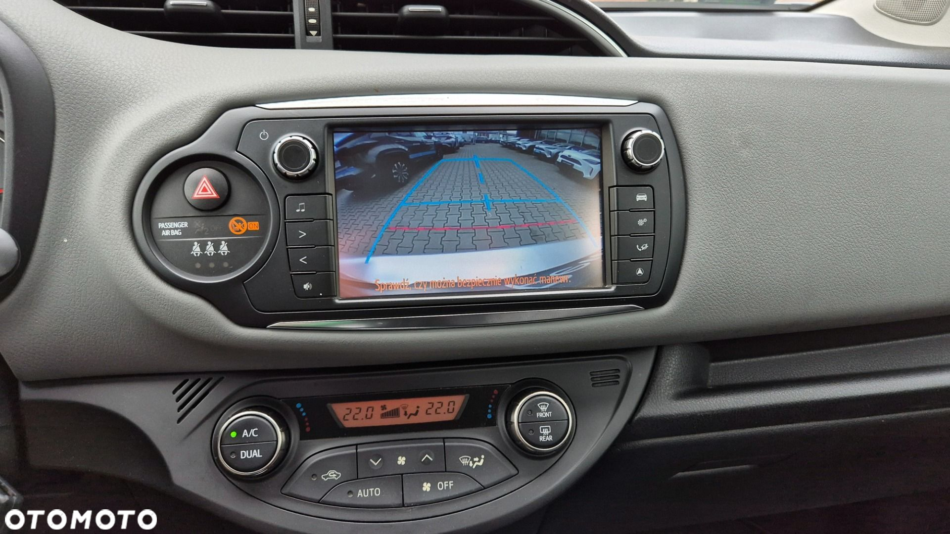 Toyota Yaris - 15