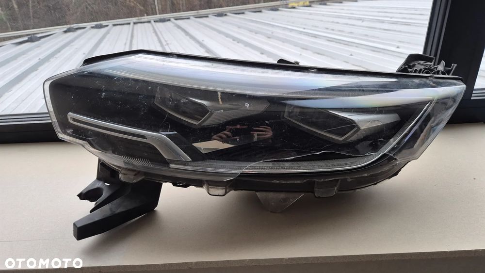 RENAULT ESPACE V LIFT LAMPA LEWY PRZÓD 260601628R LED MATRIX USZKODZONA
