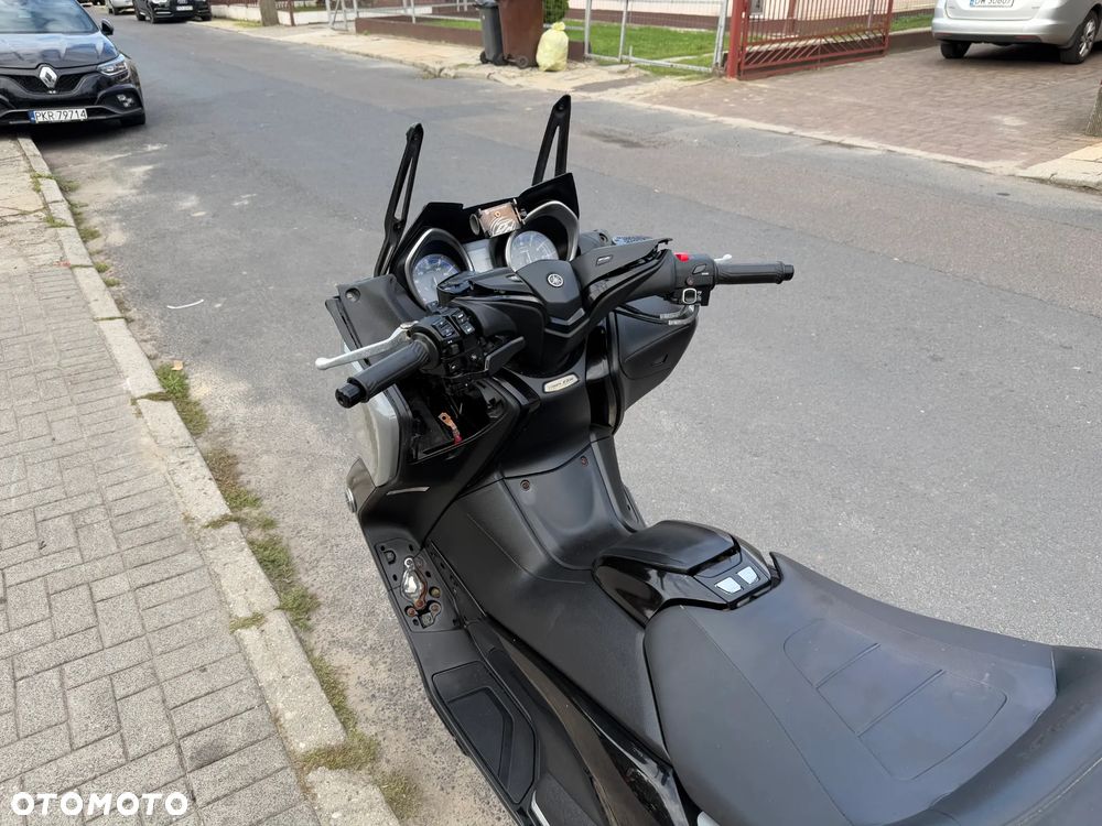 Yamaha Tmax - 9