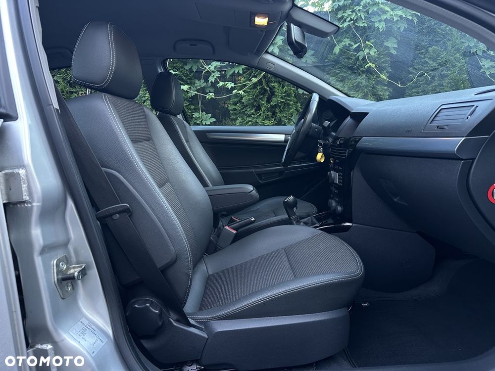 Opel Astra 1.6 Exklusiv - 20
