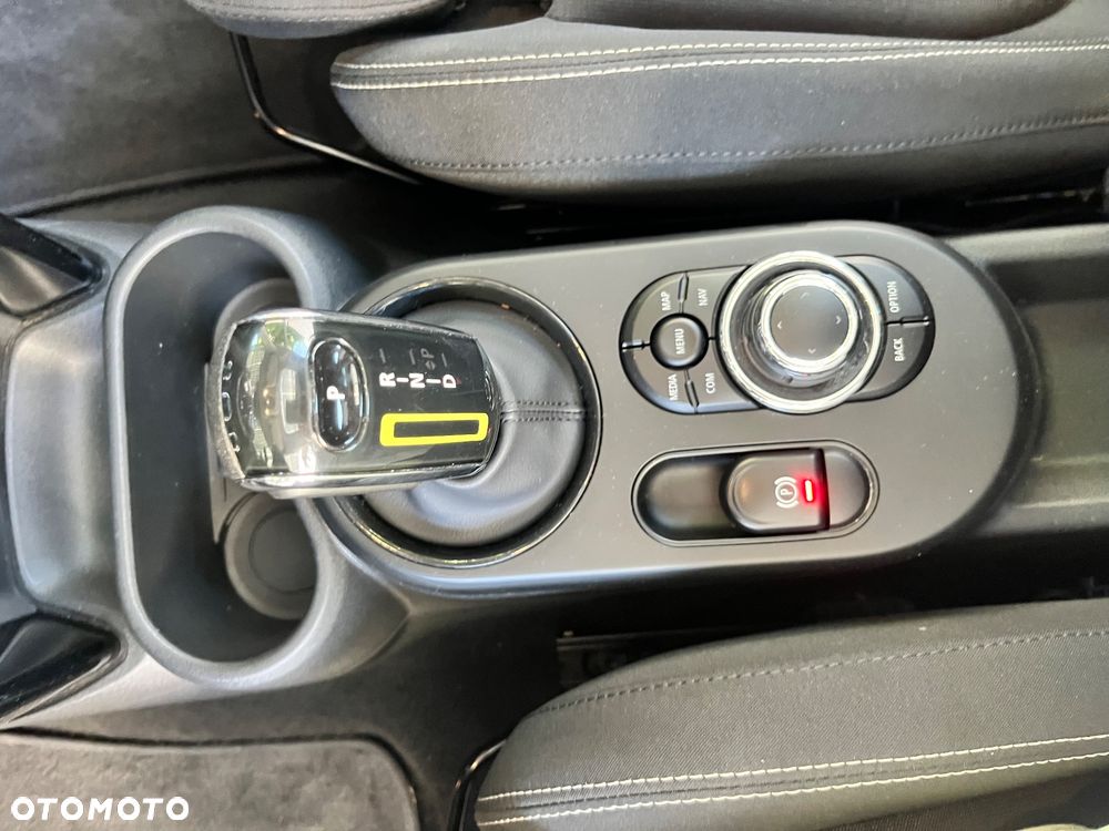 MINI Cooper SE - 22