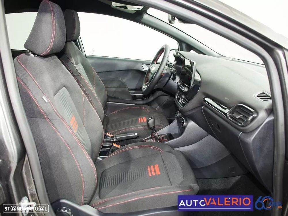 Ford Fiesta 1.0 EcoBoost ST-Line - 29