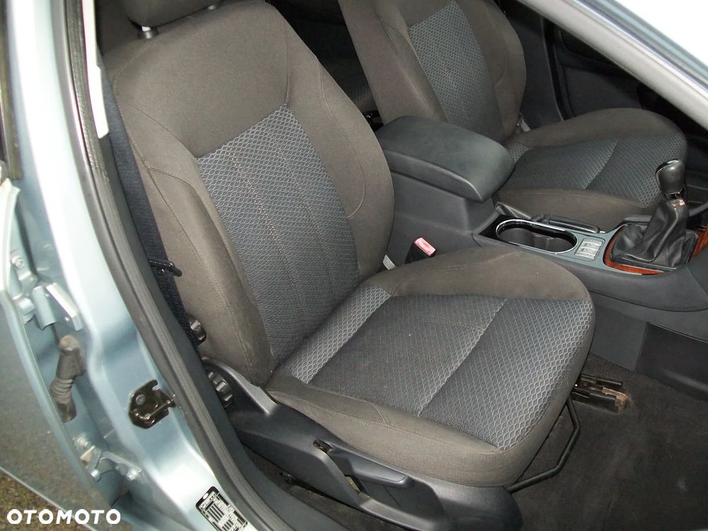 Ford Mondeo 2.0 Ghia - 14