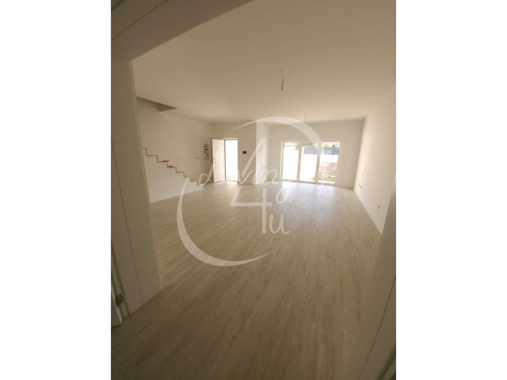 MORADIA T3 GEMINADA - SANTA CATARINA - Grande imagem: 5/21