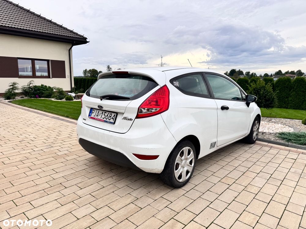 Ford Fiesta 1.4 TDCi Ambiente - 3