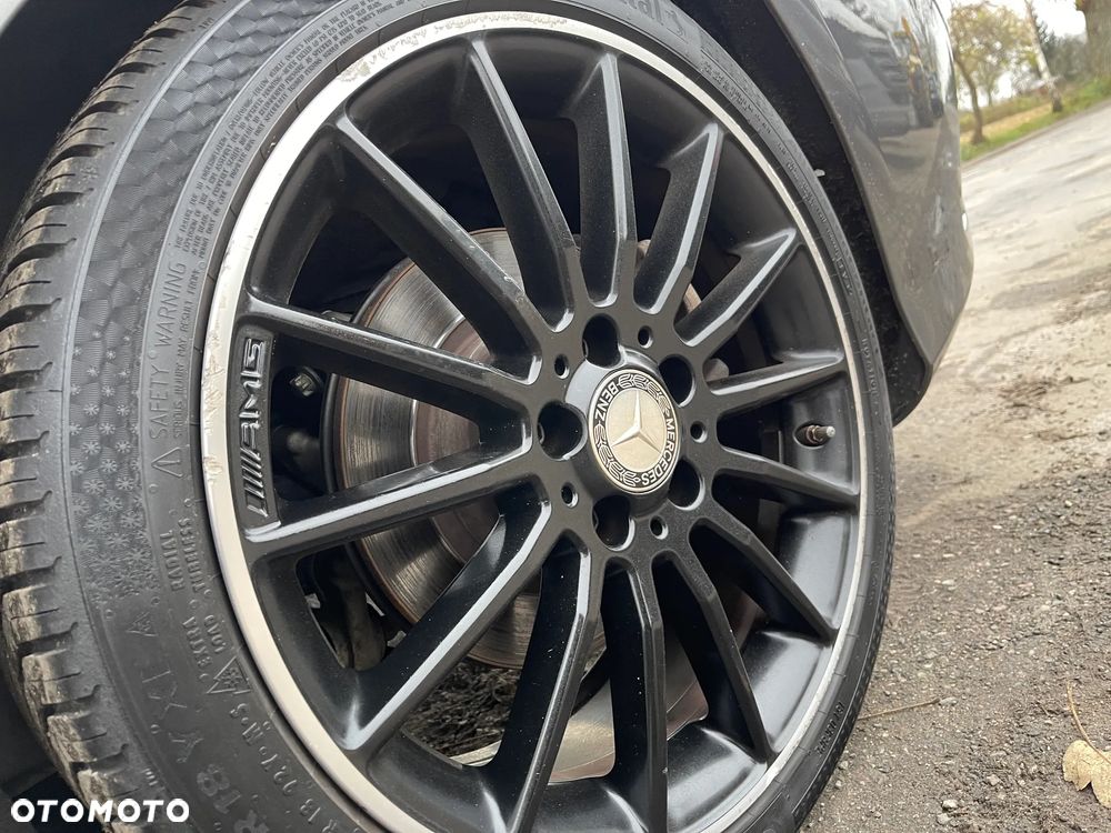 Mercedes-Benz CLA 180 d 7G-DCT AMG Line - 39