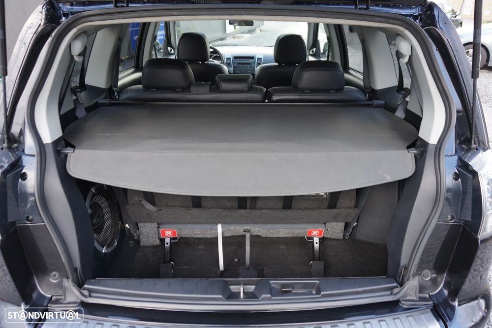 Mitsubishi Outlander 2.0 DI-D Intense+ 4WD - 57