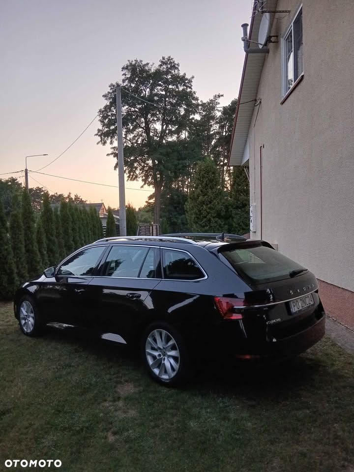 Skoda Superb 2019 photo 4