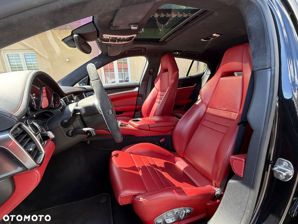 Porsche Panamera Turbo - 3