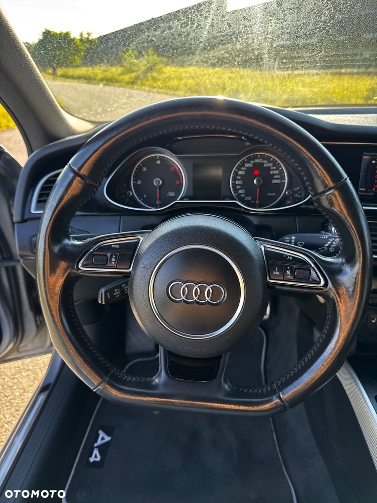Audi A4 Avant 2.0 TDI DPF clean diesel S line Sportpaket - 18