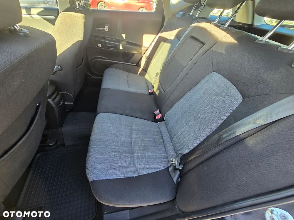 Kia Ceed 1.6 CRDi Spirit - 19