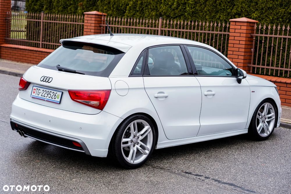 Audi A1 Sportback 1.4 TFSI S tronic S line Sportpaket - 16