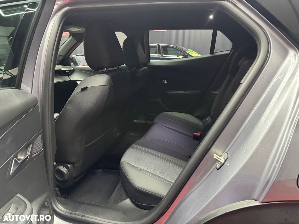 Peugeot 2008 - 14
