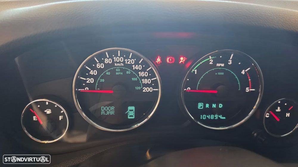 Jeep Wrangler Unlimited 2.8 CRD Sahara AT - 43